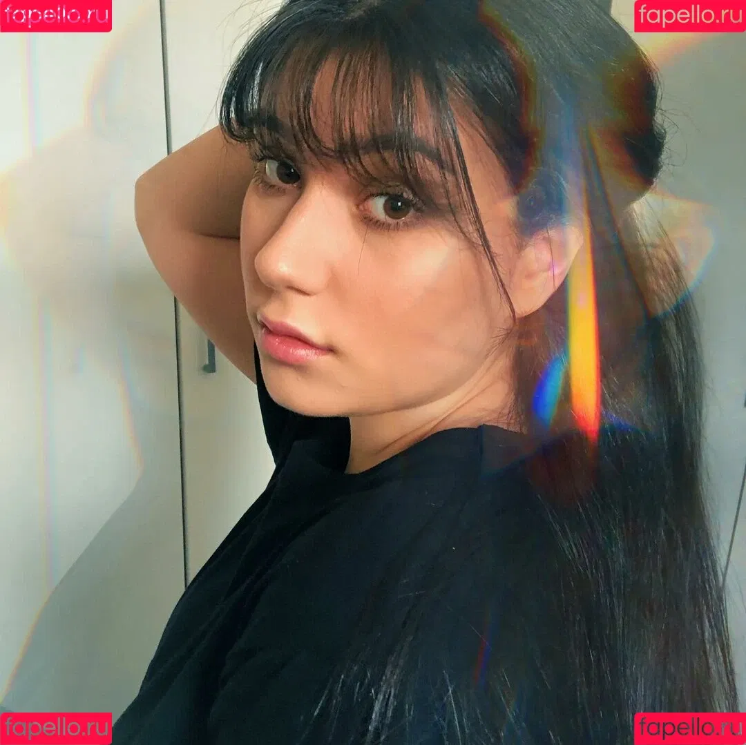 Yazzi Onlyfans Photo Gallery 