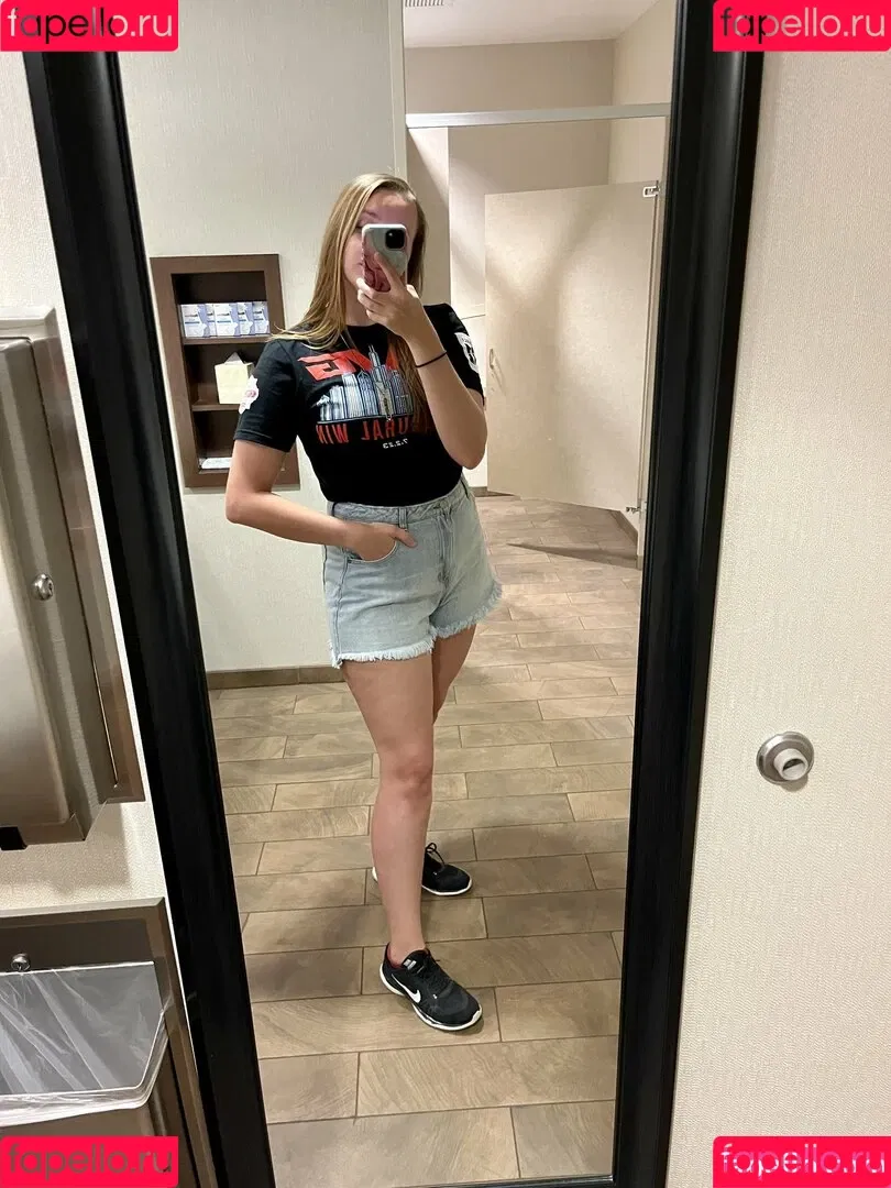 Alanis King Onlyfans Photo Gallery 