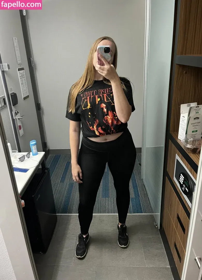 Alanis King Onlyfans Photo Gallery 