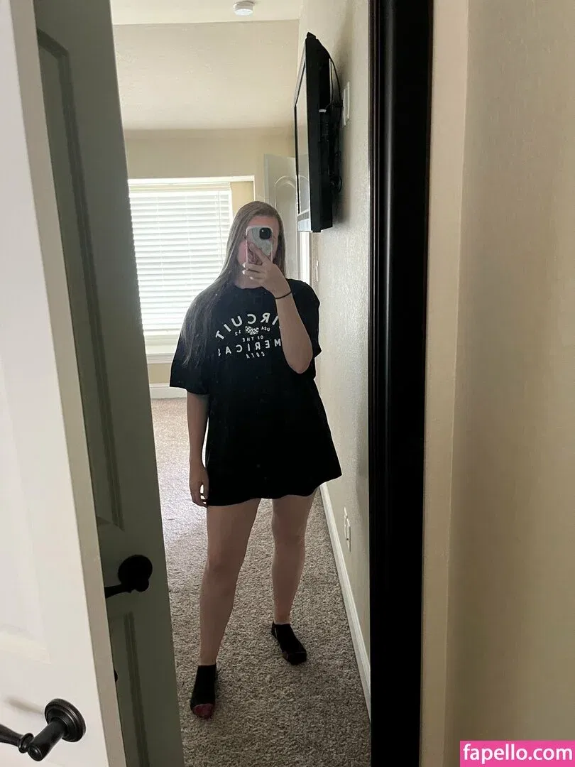 Alanis King Onlyfans Photo Gallery 