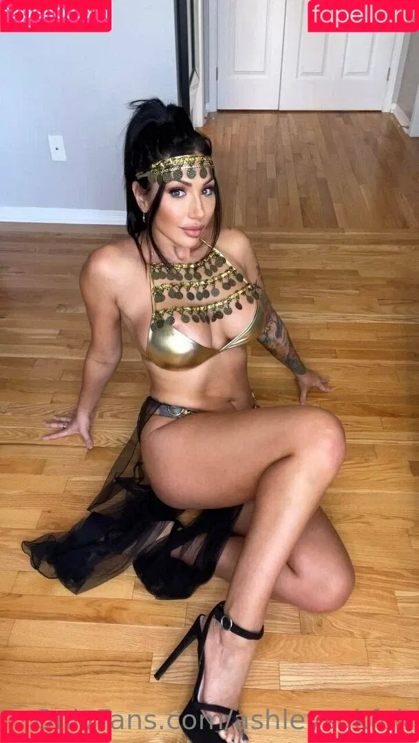 ashleysukfuk Onlyfans Photo Gallery 