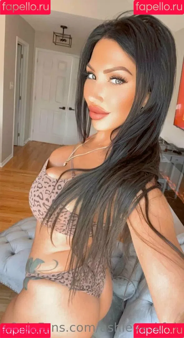 ashleysukfuk Onlyfans Photo Gallery 