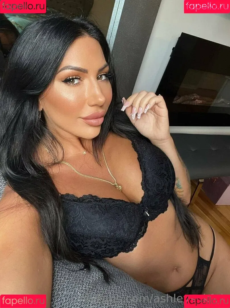 ashleysukfuk Onlyfans Photo Gallery 