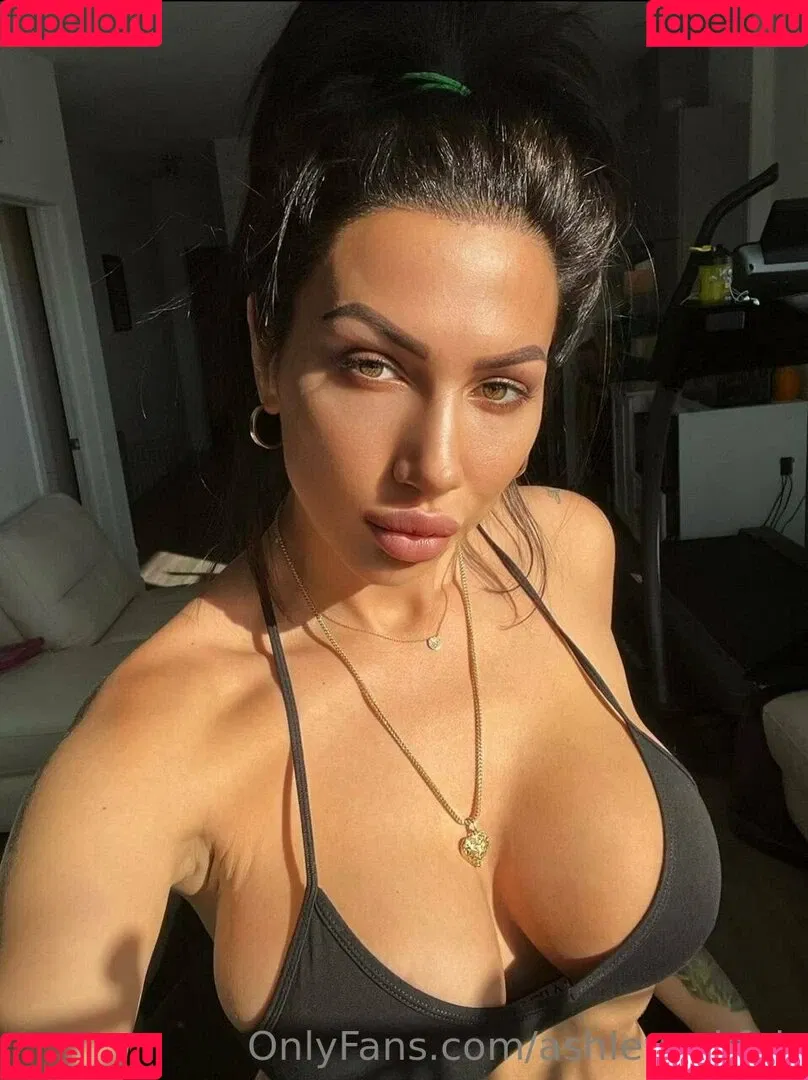 ashleysukfuk Onlyfans Photo Gallery 