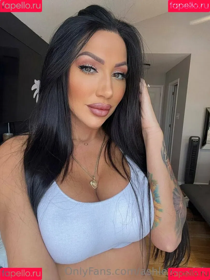 ashleysukfuk Onlyfans Photo Gallery 