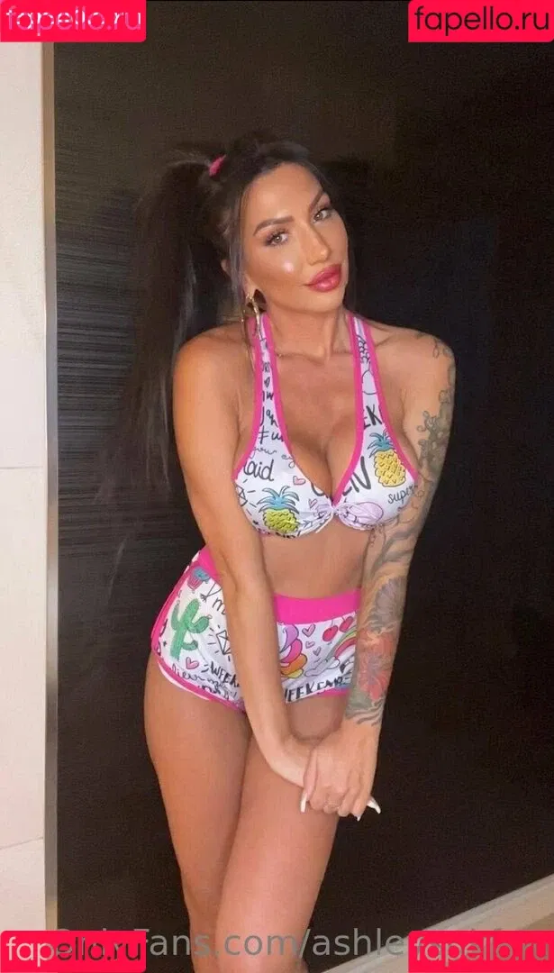 ashleysukfuk Onlyfans Photo Gallery 