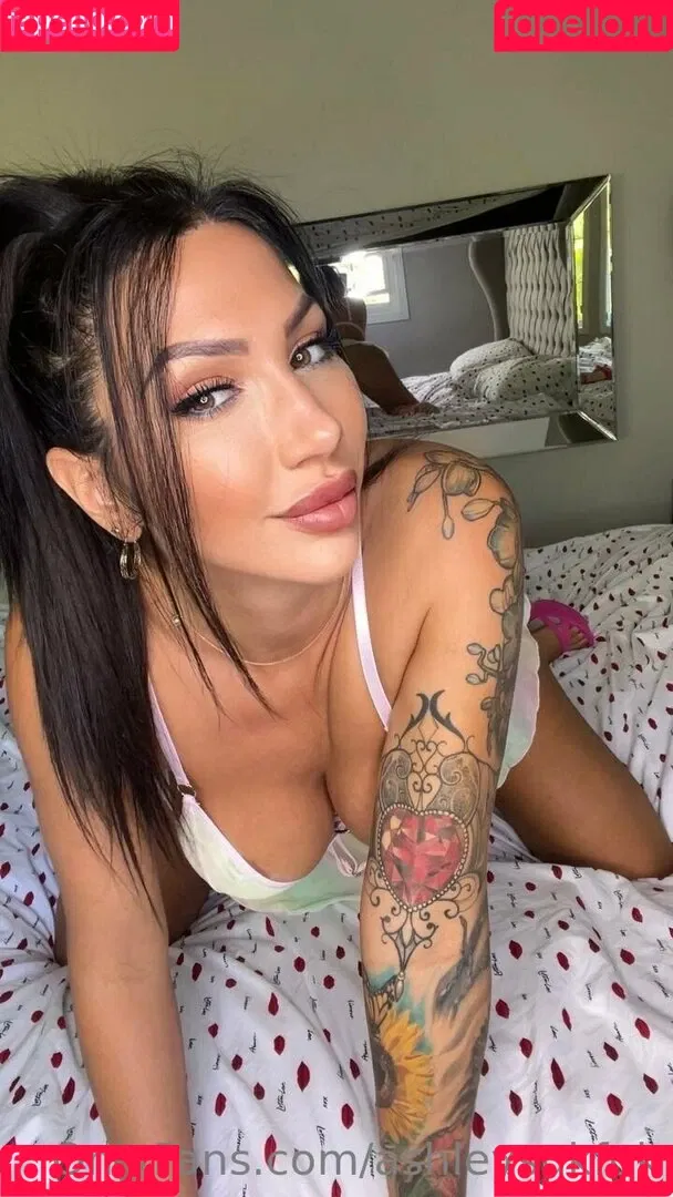 ashleysukfuk Onlyfans Photo Gallery 