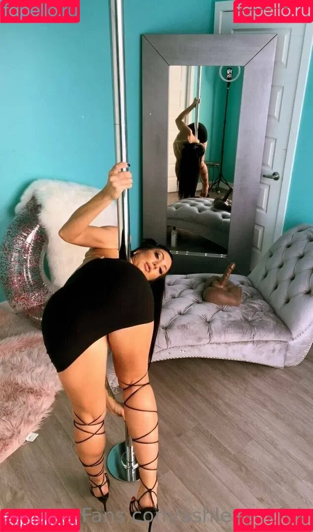 ashleysukfuk Onlyfans Photo Gallery 