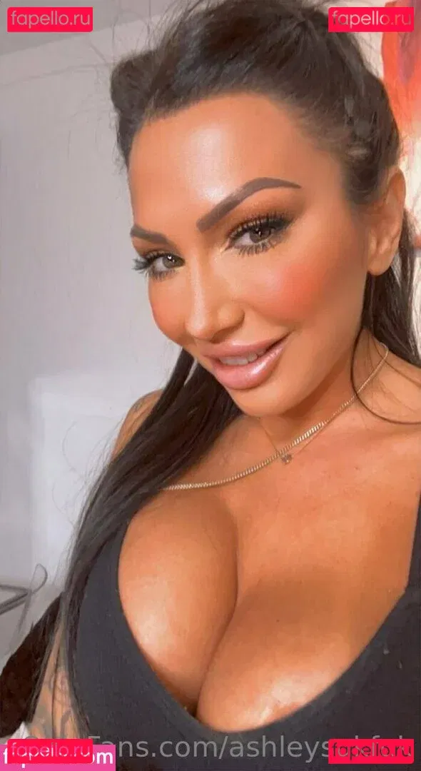 ashleysukfuk Onlyfans Photo Gallery 