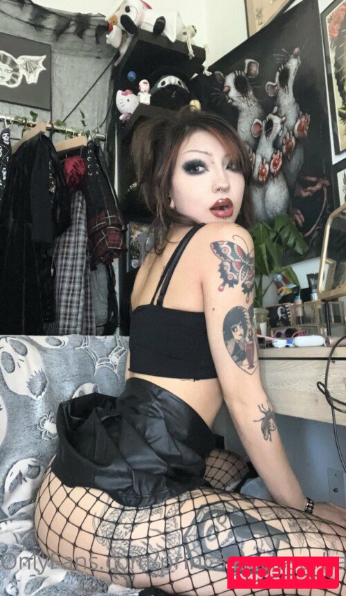 Princ3ssscissorhands Nude Onlyfans Photo 34