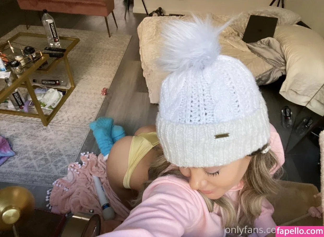 xxxriley Onlyfans Photo Gallery 