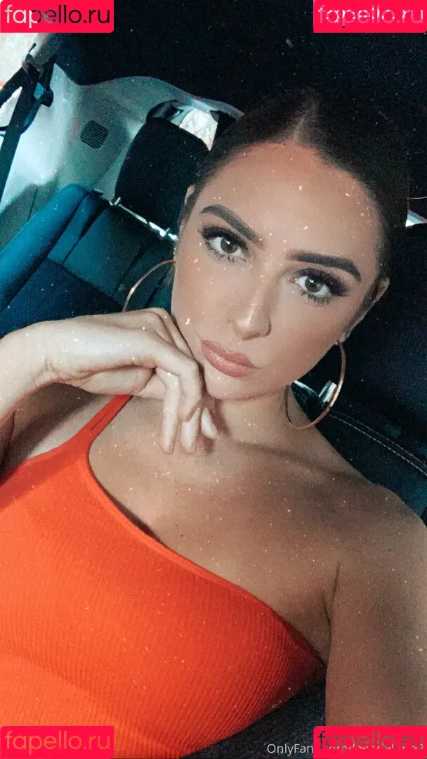 leendalucia2 Onlyfans Photo Gallery 