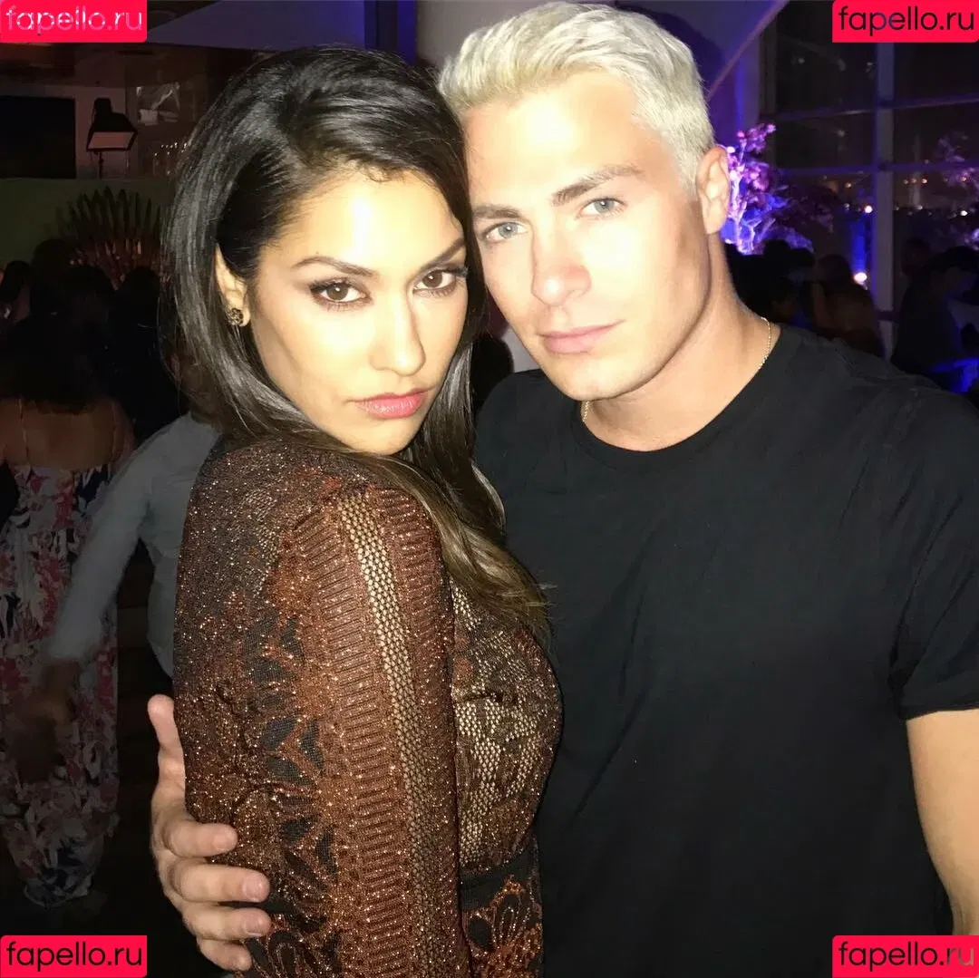 Janina Gavankar Onlyfans Photo Gallery 