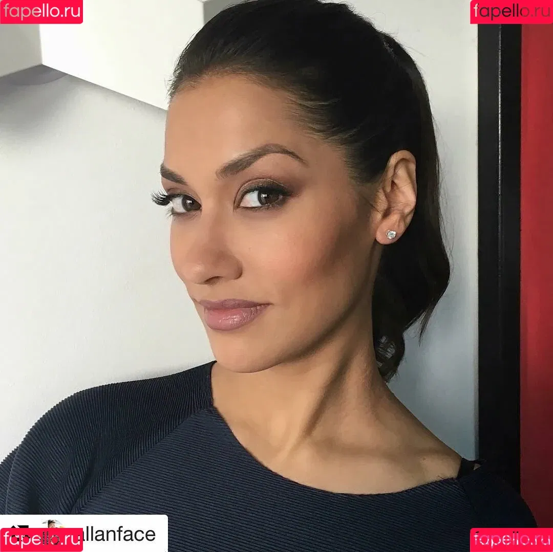 Janina Gavankar Onlyfans Photo Gallery 