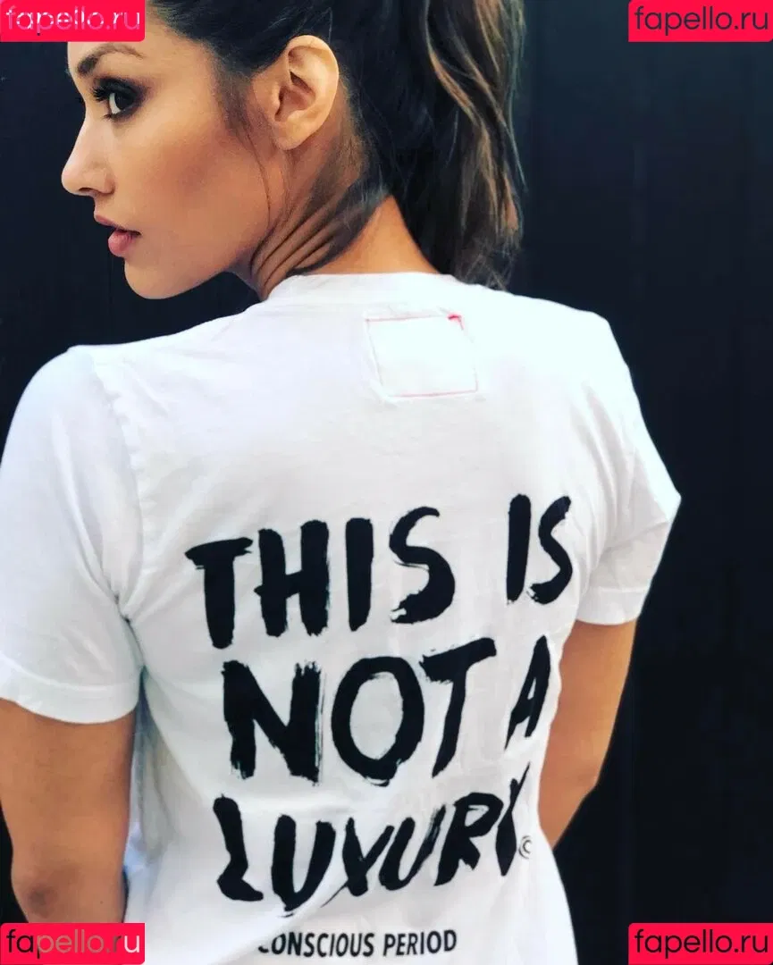 Janina Gavankar Onlyfans Photo Gallery 