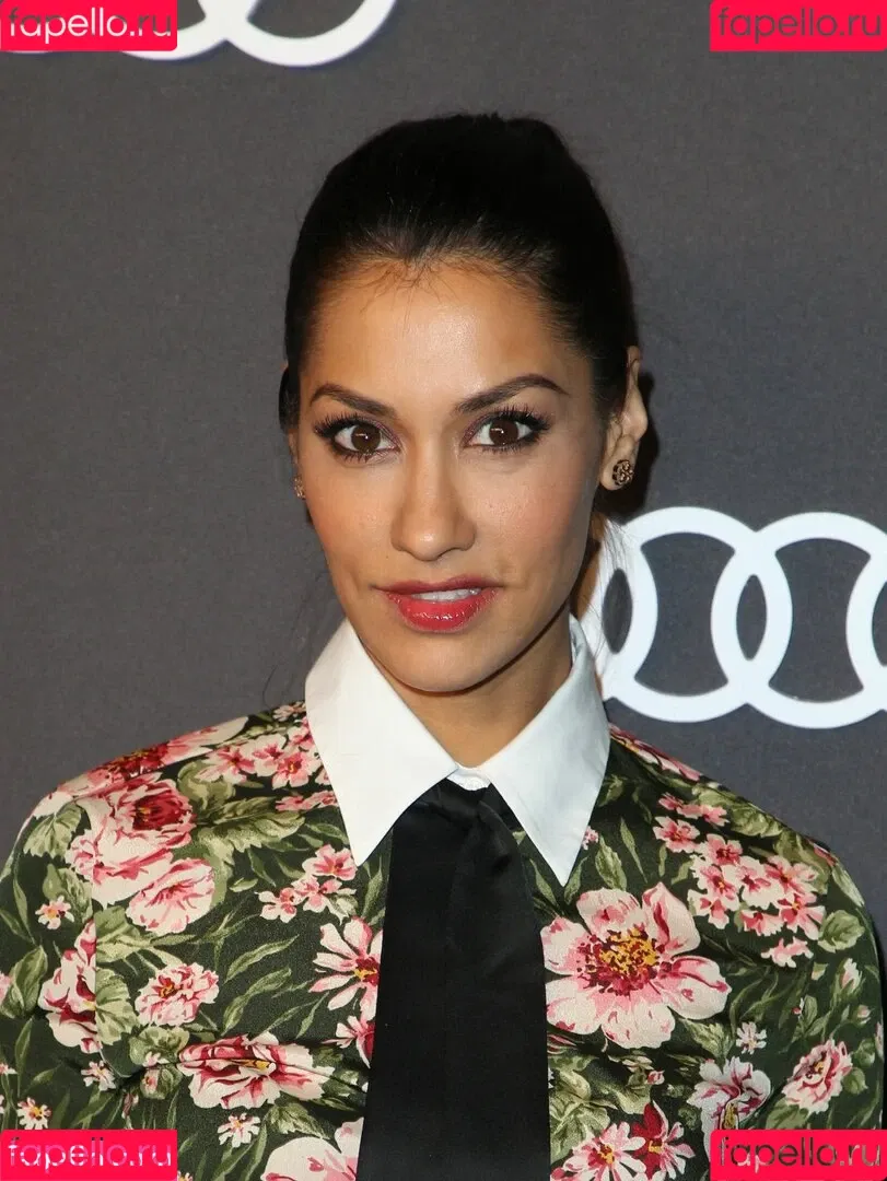 Janina Gavankar Onlyfans Photo Gallery 