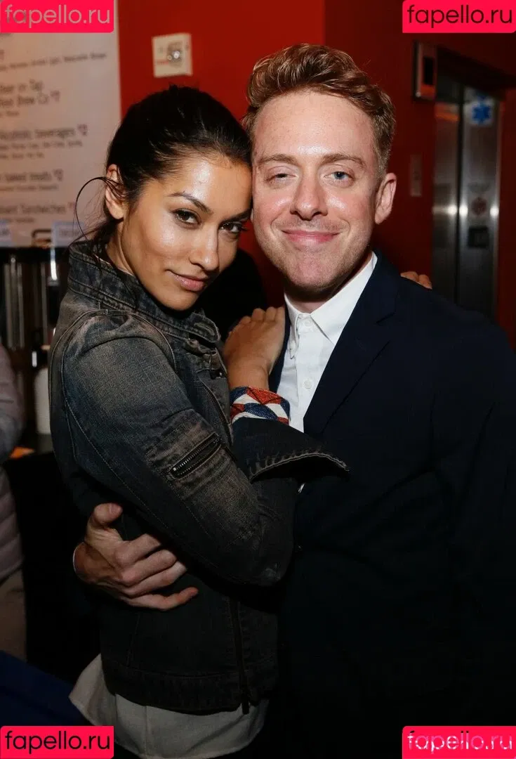 Janina Gavankar Onlyfans Photo Gallery 