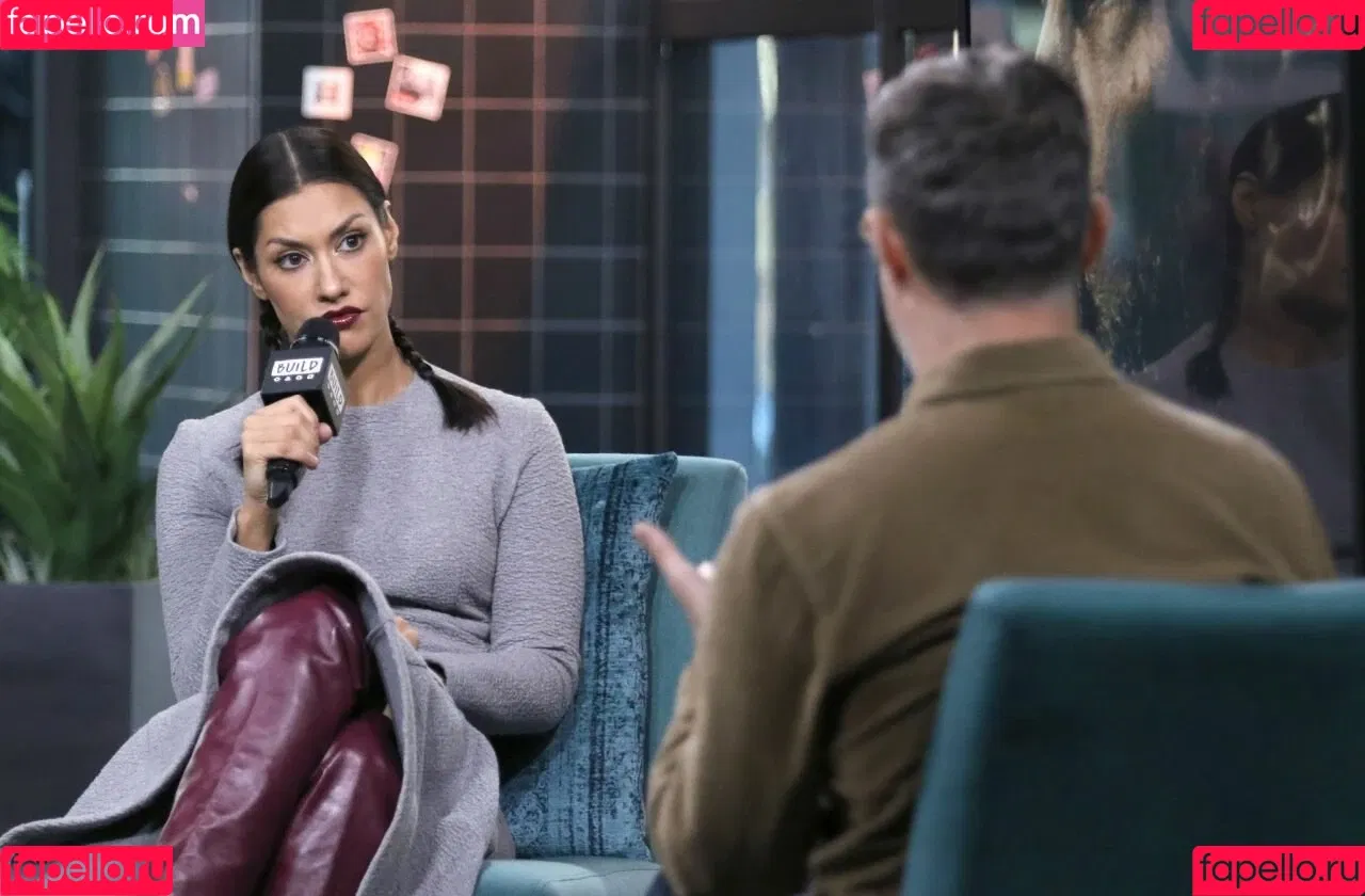 Janina Gavankar Onlyfans Photo Gallery 