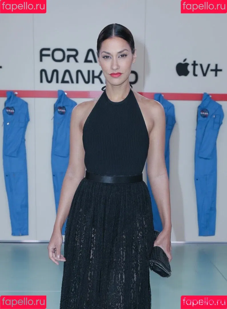 Janina Gavankar Onlyfans Photo Gallery 