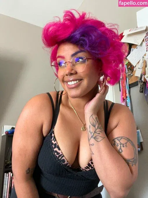 SailorSagiVO Onlyfans Photo Gallery 