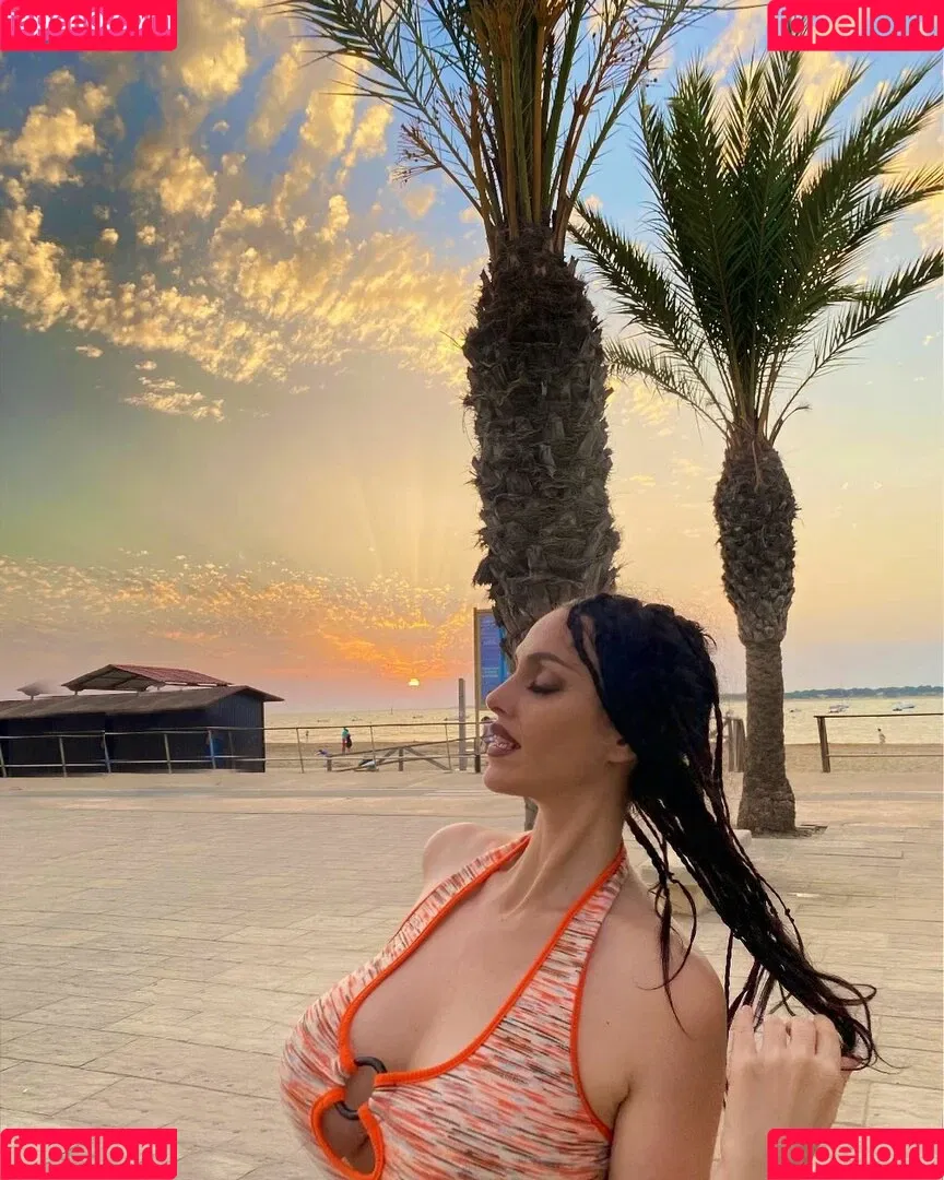 Castiza Vixens Onlyfans Photo Gallery 