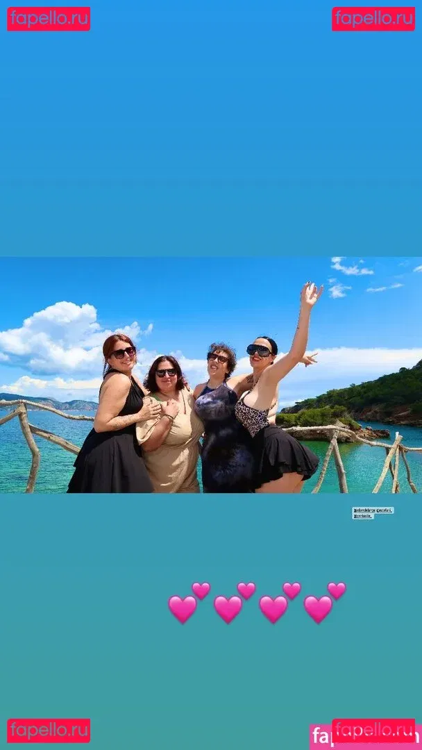 Castiza Vixens Onlyfans Photo Gallery 