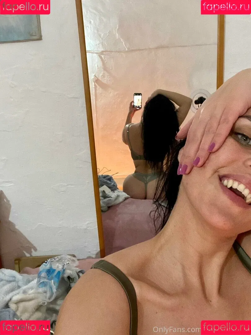 Castiza Vixens Onlyfans Photo Gallery 