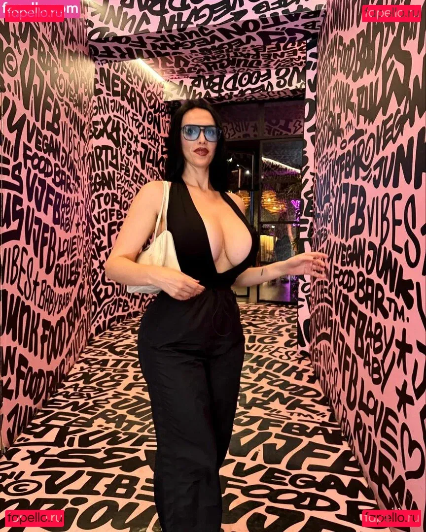 Castiza Vixens Onlyfans Photo Gallery 