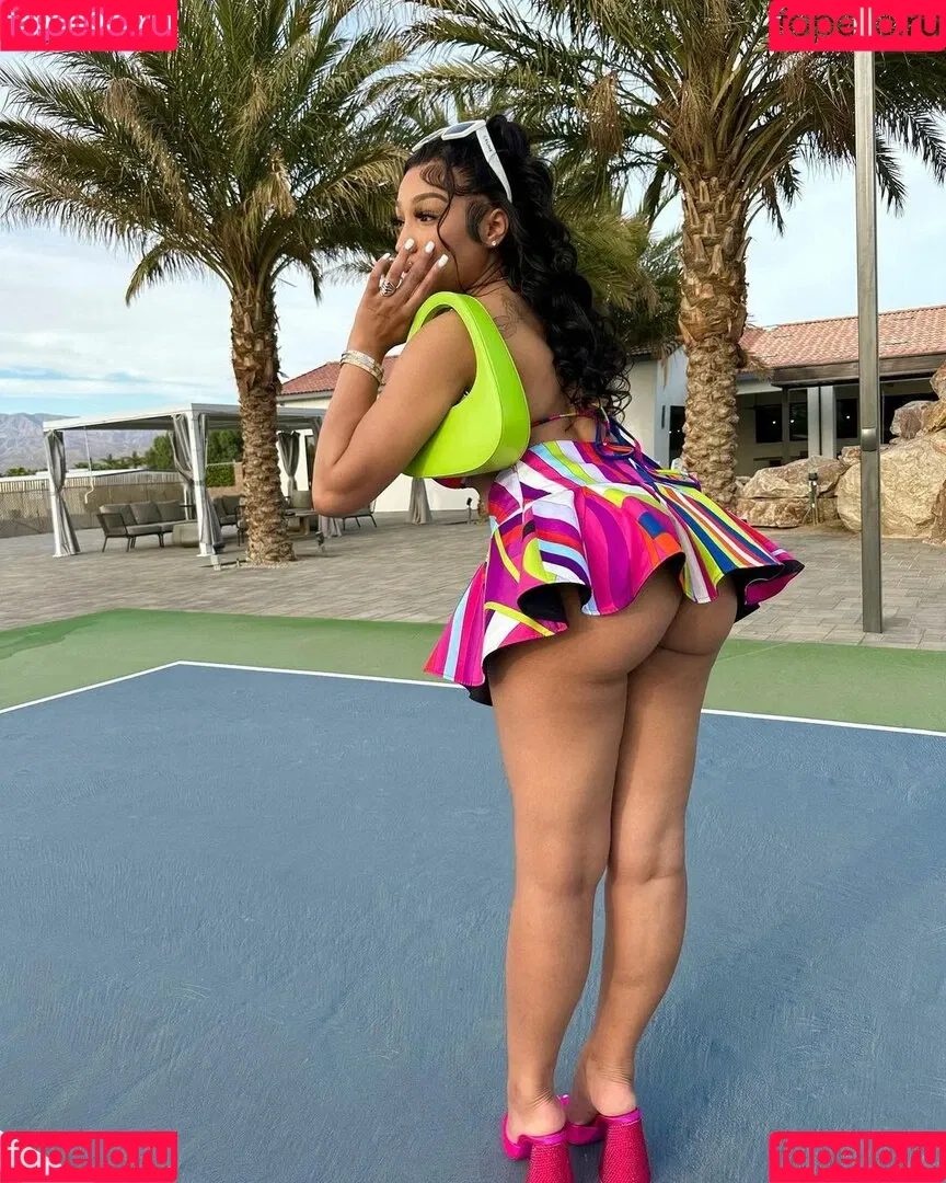 Ella Bandz Onlyfans Photo Gallery 