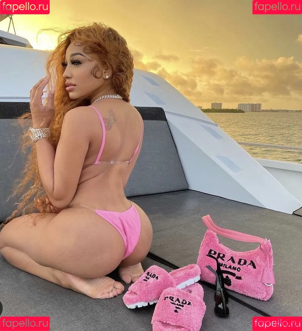 Ella Bandz Onlyfans Photo Gallery 