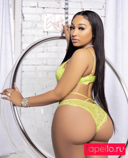 Ella Bandz Nude Onlyfans Photo 18