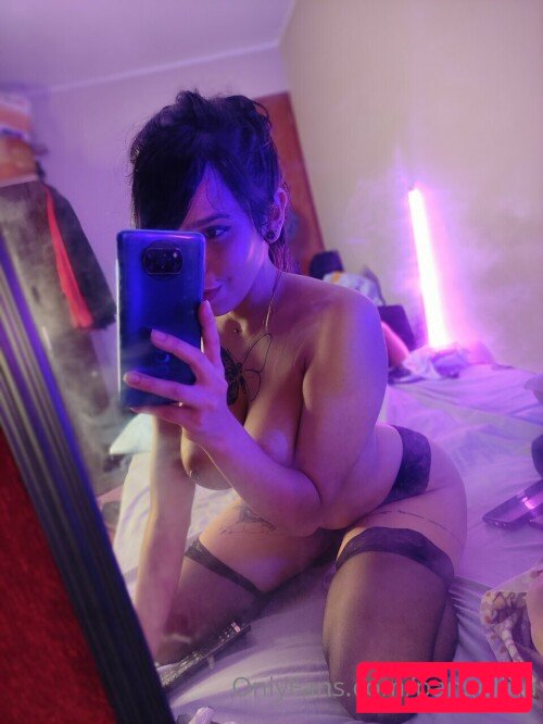Pangolina Nude Onlyfans Photo 9