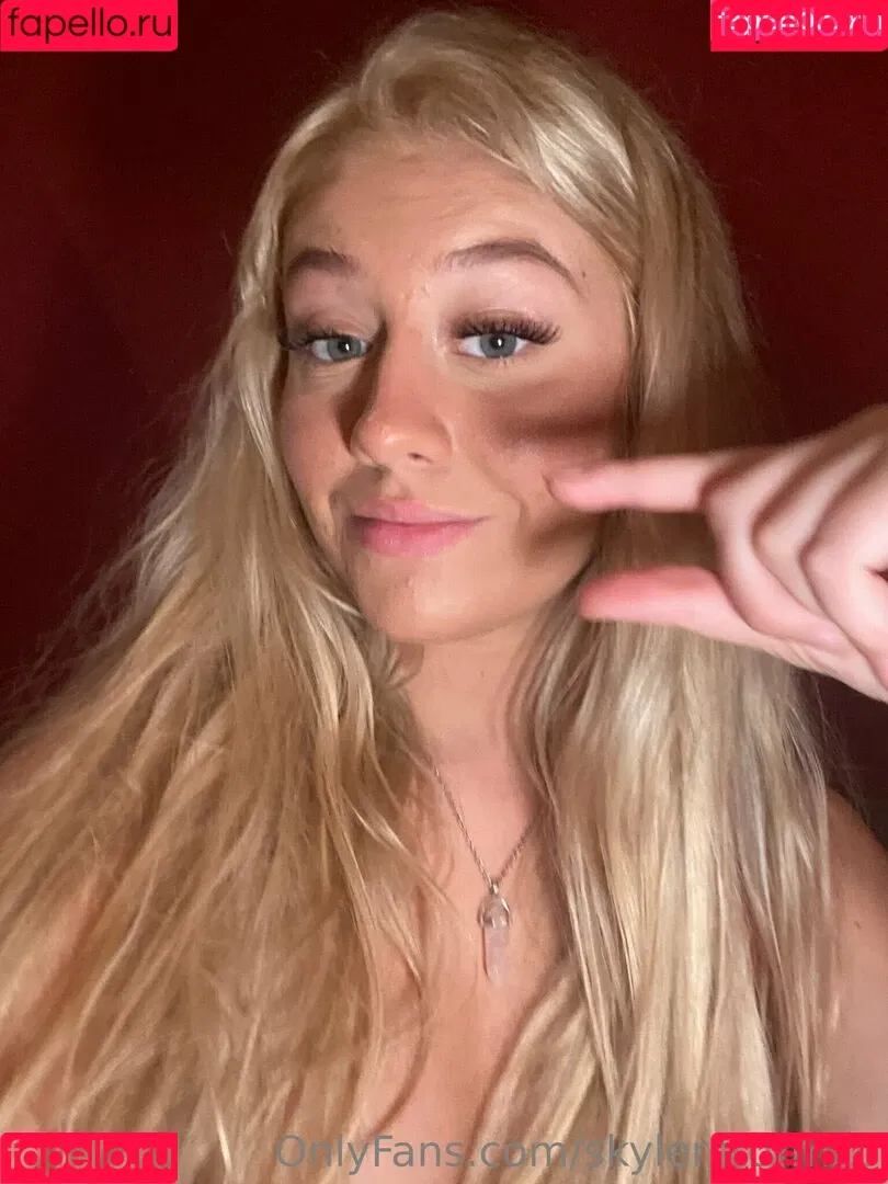 SkylerStormxo Onlyfans Photo Gallery 