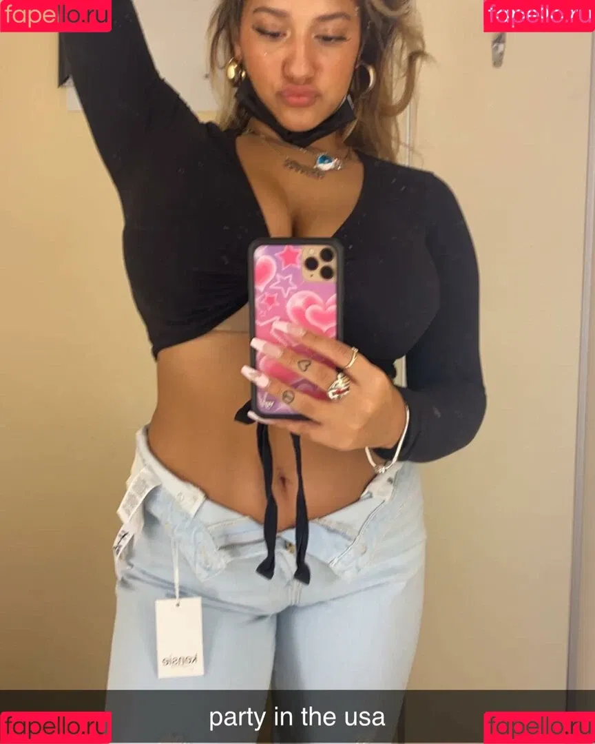 Abby C Onlyfans Photo Gallery 