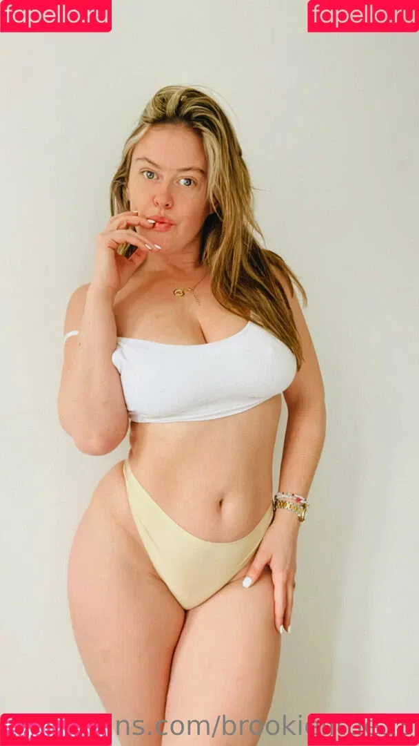Brookie Little Onlyfans Photo Gallery 