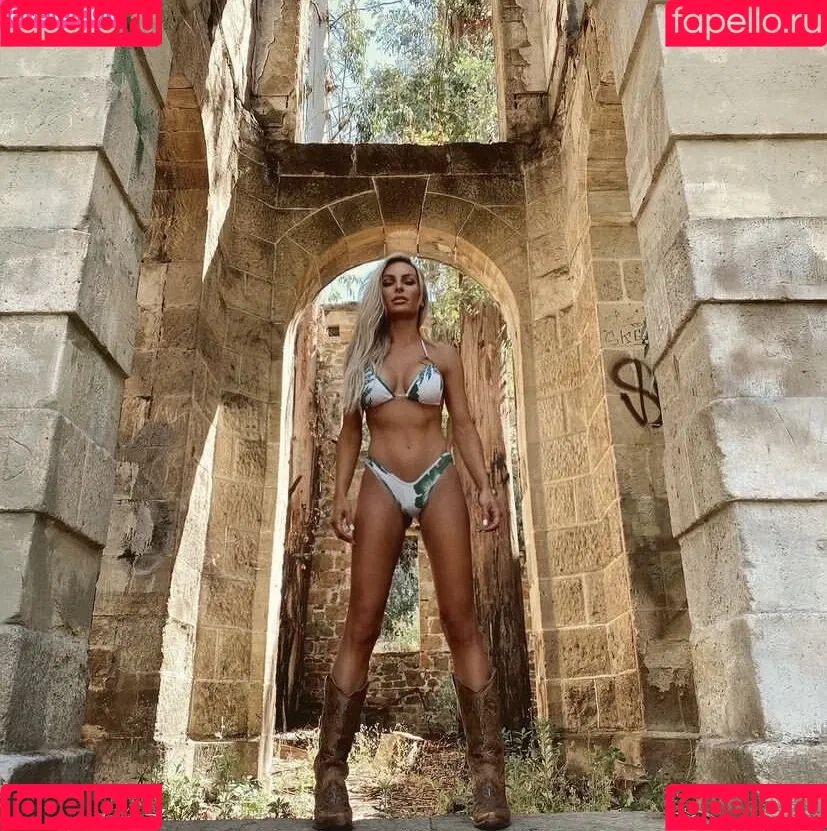 Holly Stocks Onlyfans Photo Gallery 