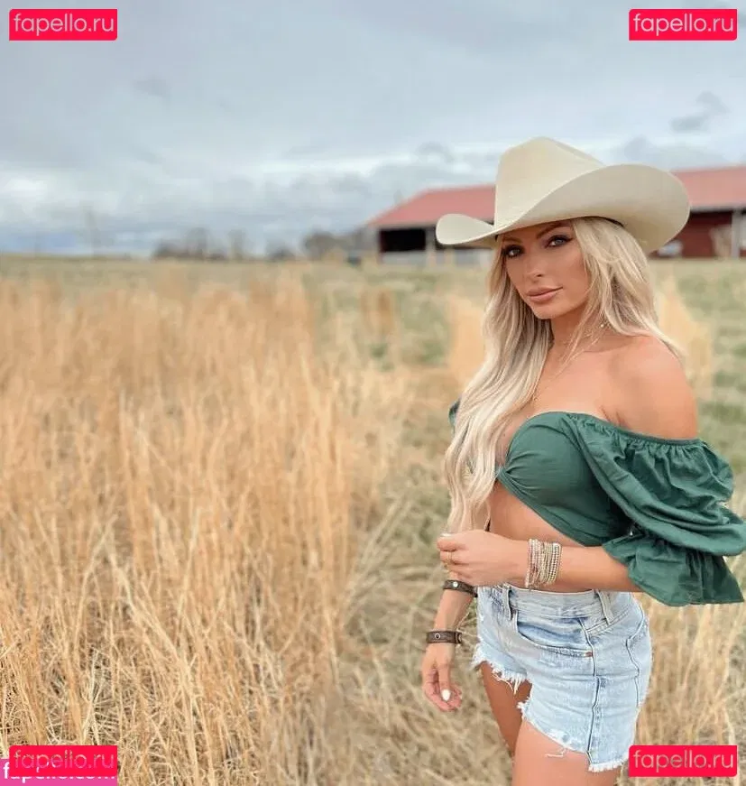 Holly Stocks Onlyfans Photo Gallery 