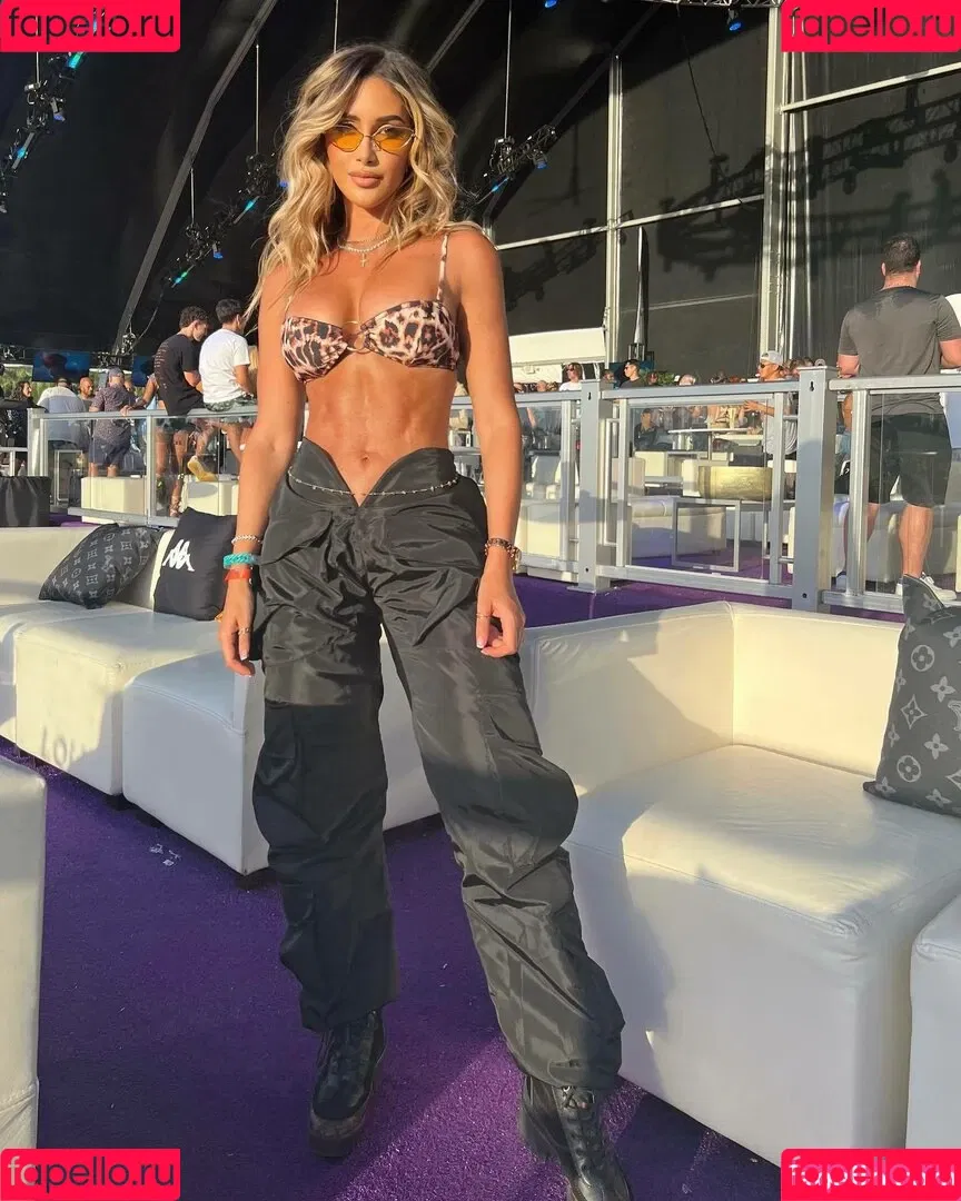 Claudia Sampedro Onlyfans Photo Gallery 