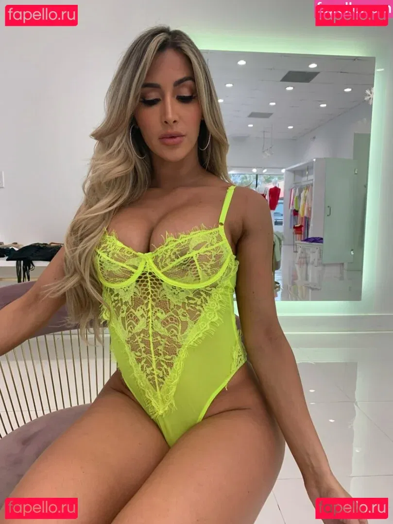 Claudia Sampedro Onlyfans Photo Gallery 