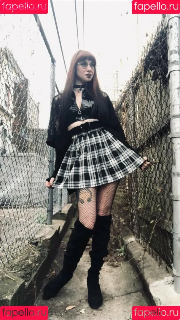yubaba_yaga Onlyfans Photo Gallery 