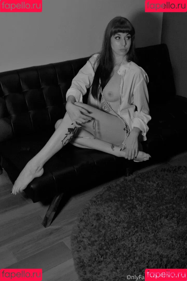 yubaba_yaga Onlyfans Photo Gallery 