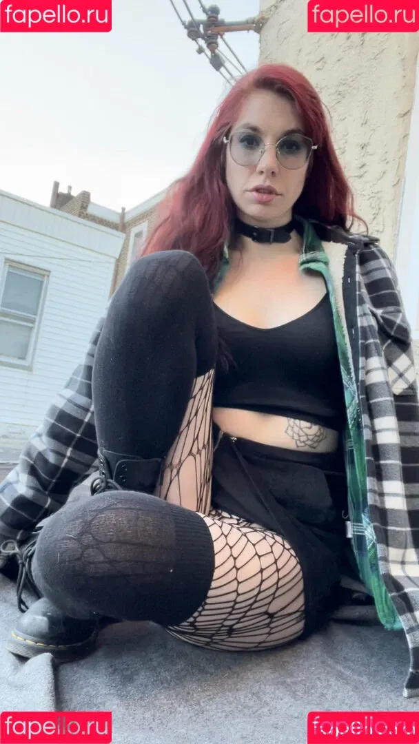 yubaba_yaga Onlyfans Photo Gallery 