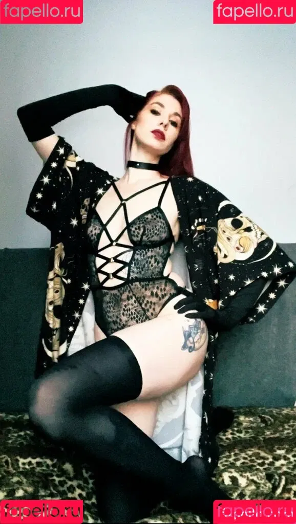 yubaba_yaga Onlyfans Photo Gallery 