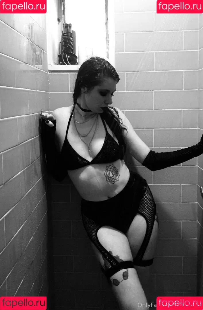 yubaba_yaga Onlyfans Photo Gallery 