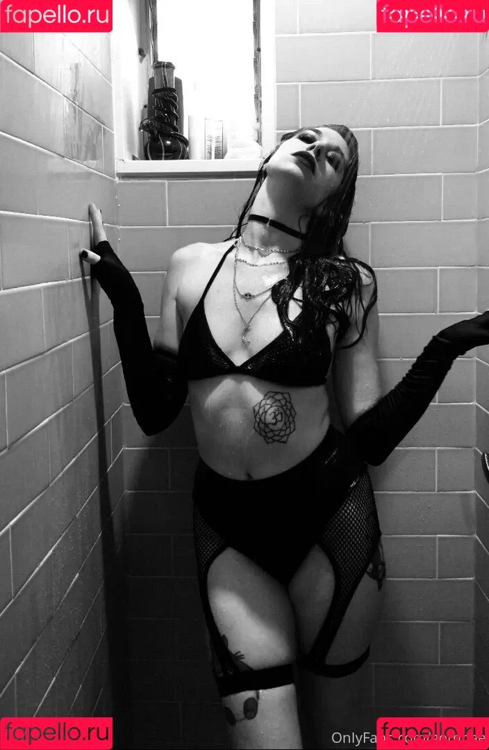 yubaba_yaga Onlyfans Photo Gallery 