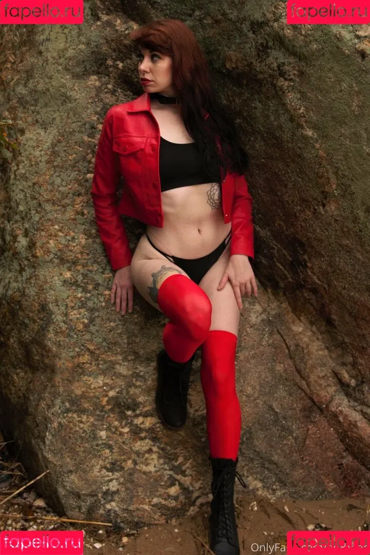 yubaba_yaga Onlyfans Photo Gallery 