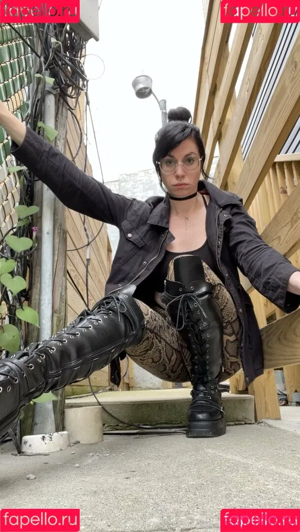yubaba_yaga Onlyfans Photo Gallery 