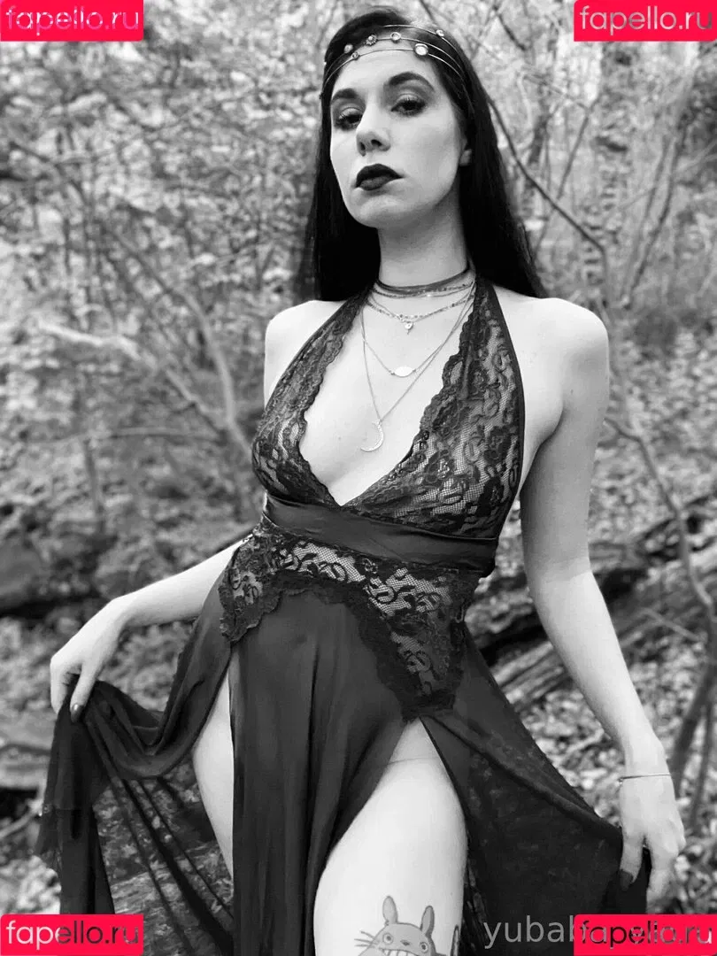 yubaba_yaga Onlyfans Photo Gallery 