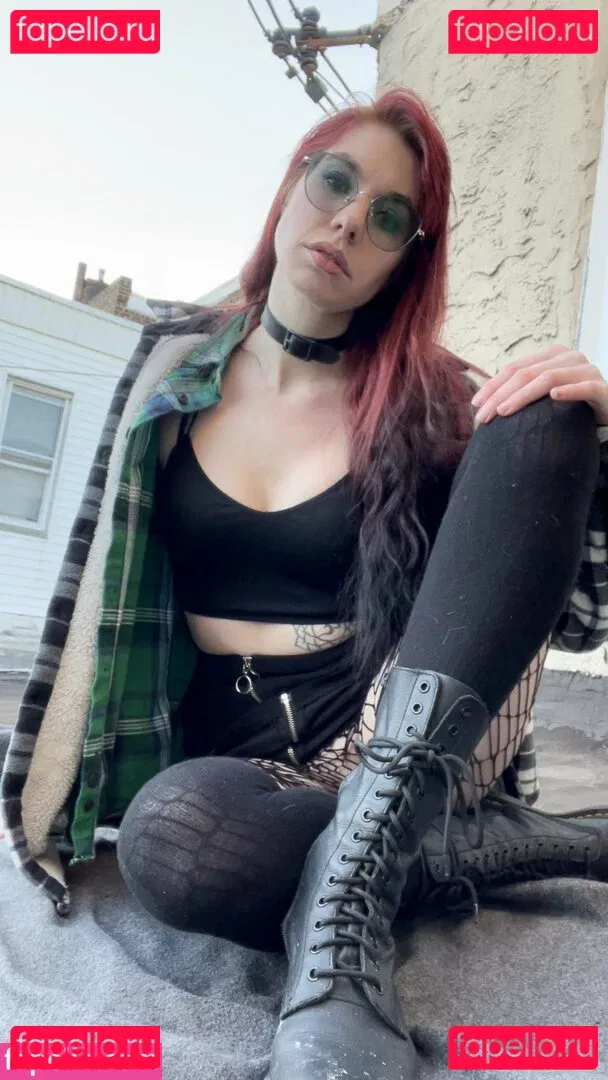 yubaba_yaga Onlyfans Photo Gallery 