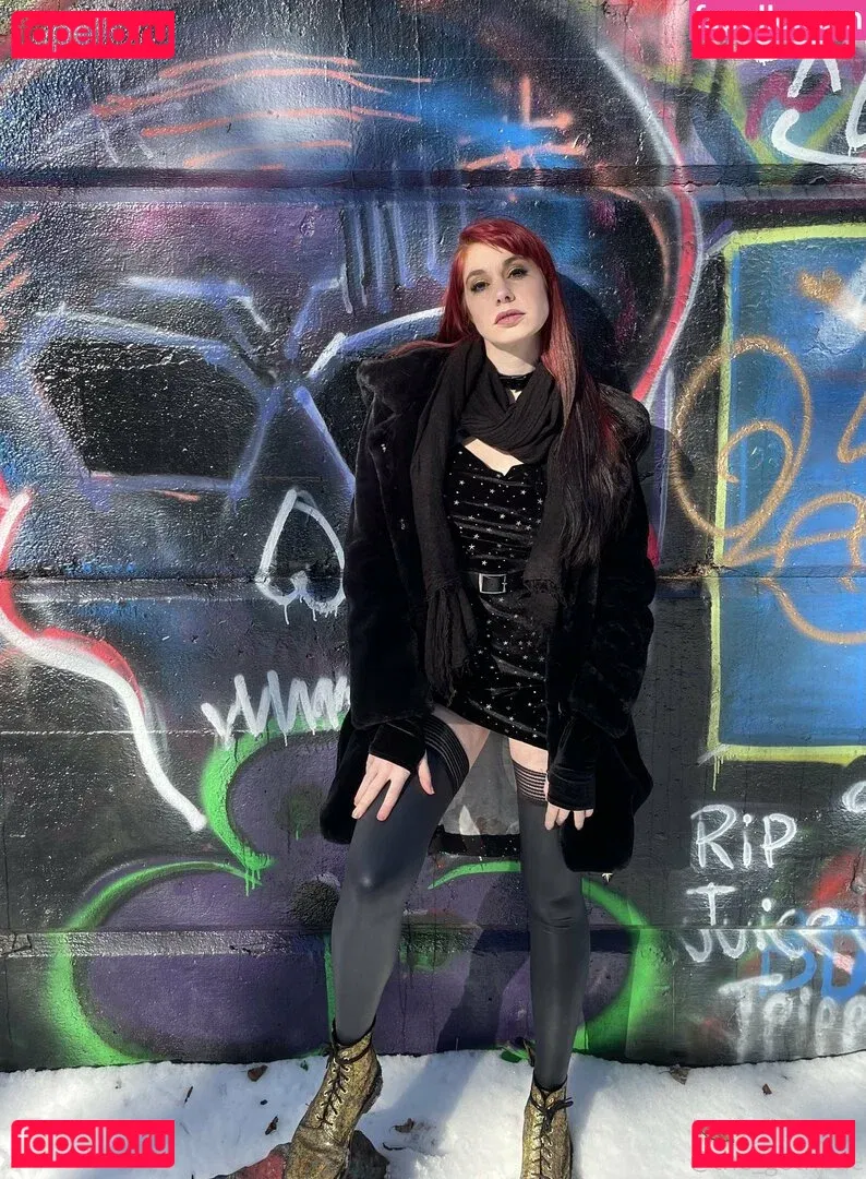 yubaba_yaga Onlyfans Photo Gallery 